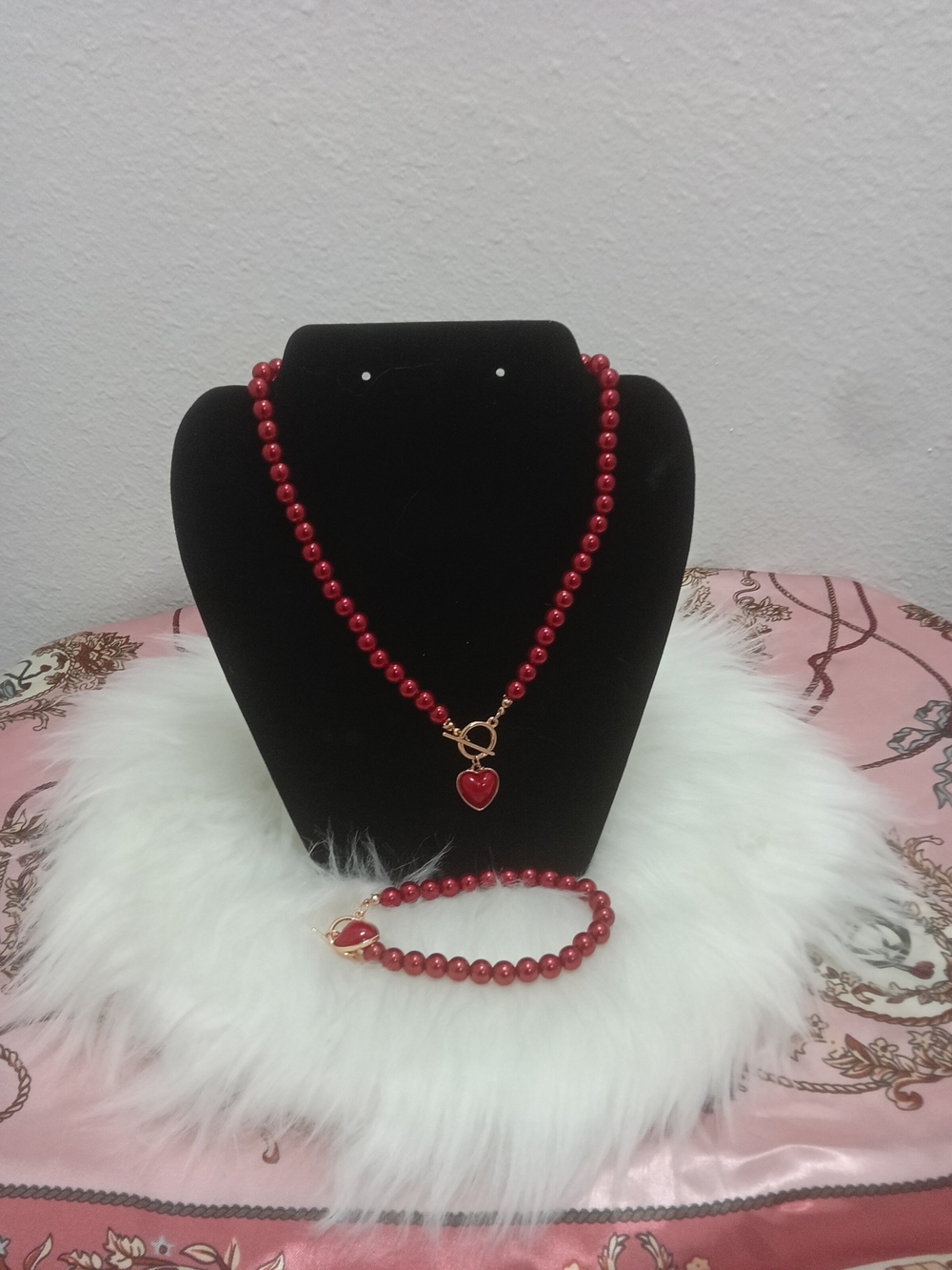 Red Beaded Heart Pendant Necklace and Bracelet Set